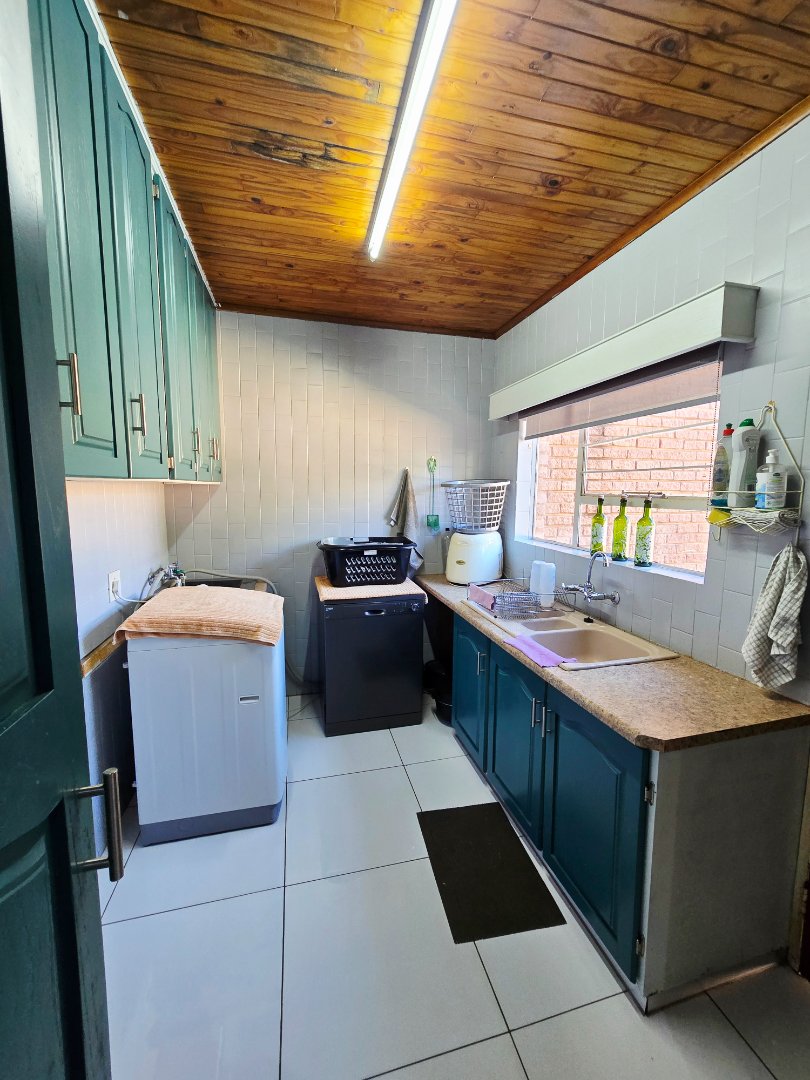 4 Bedroom Property for Sale in Wilkoppies North West